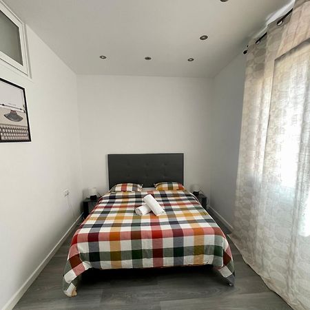 Guesthouse Барселона Екстериор снимка