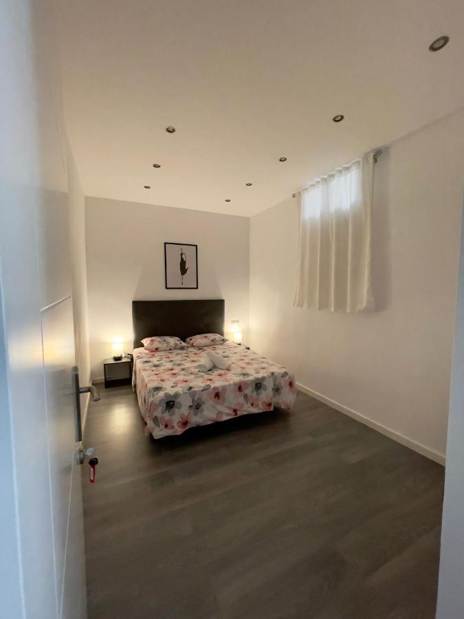 Guesthouse Барселона Екстериор снимка